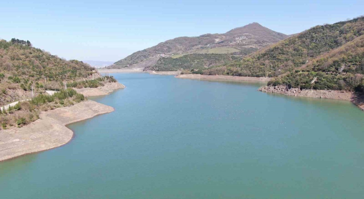 Kocaelinin içme suyunu karşılayan barajda su seviyesi beklenilen seviyeye ulaşmadı