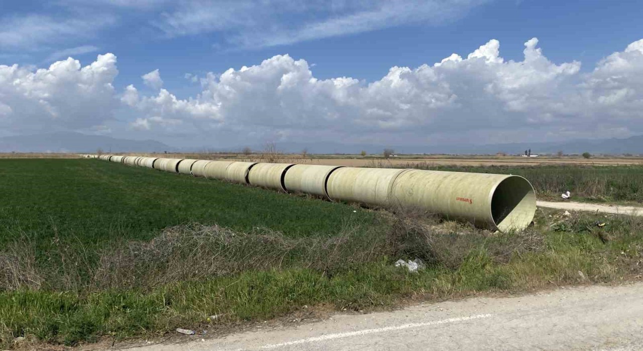 Koçarlıdaki sulama inşaatında çalışmalar sürüyor