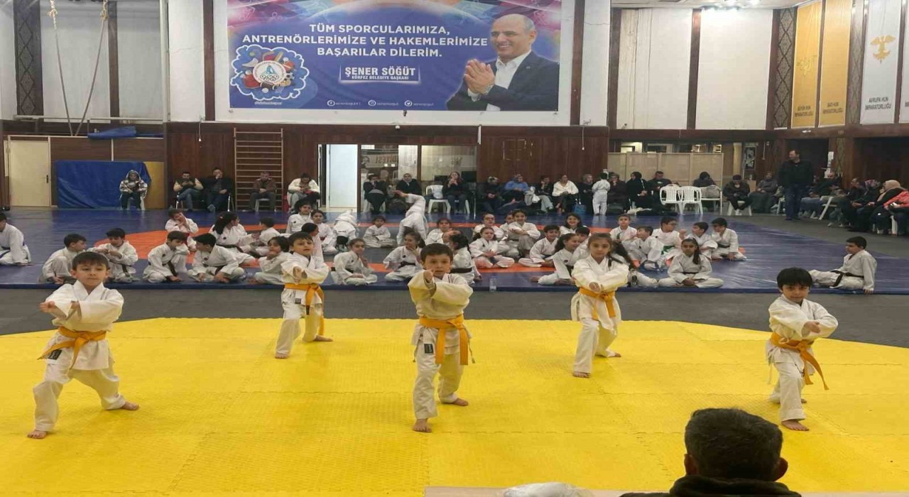 Körfezde kuşak sınavı heyecanı