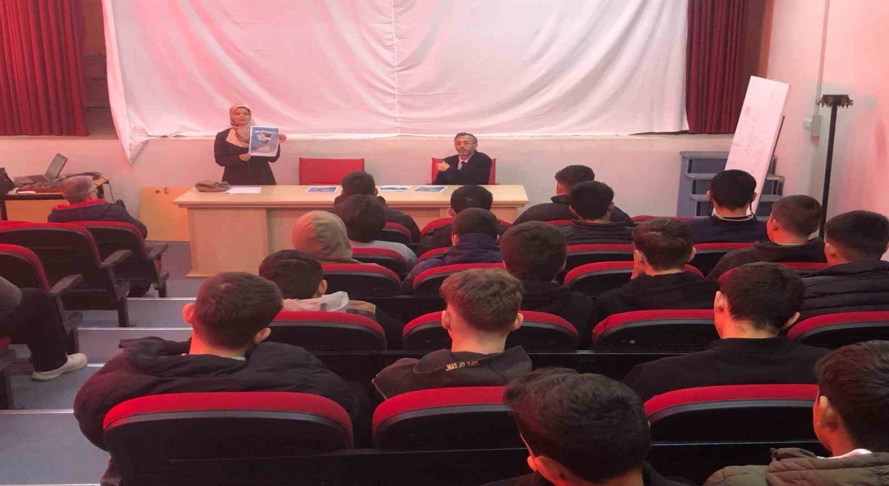 Köyceğizde umre ödüllü bilgi yarışması tanıtıldı