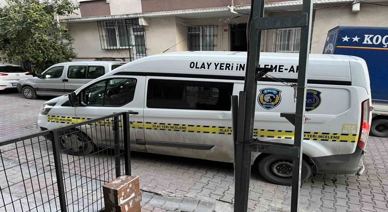 Küçükçekmecede akrabalar arasında silahlı çatışma: 1 yaralı