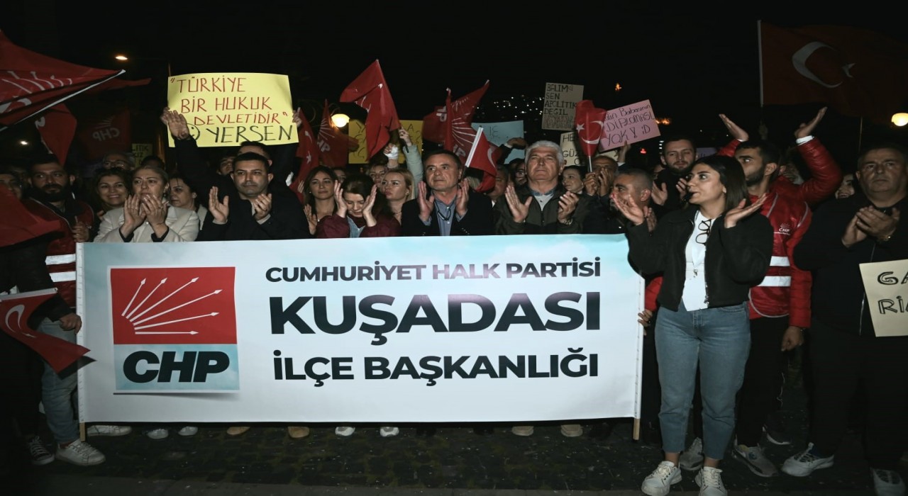 Kuşadasında demokrasi ve dayanışma yürüyüşü