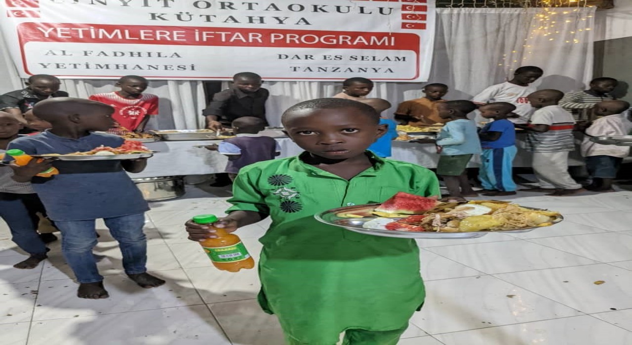 Kütahya Linyit Ortaokulundan Tanzanyadaki yetimlere iftar