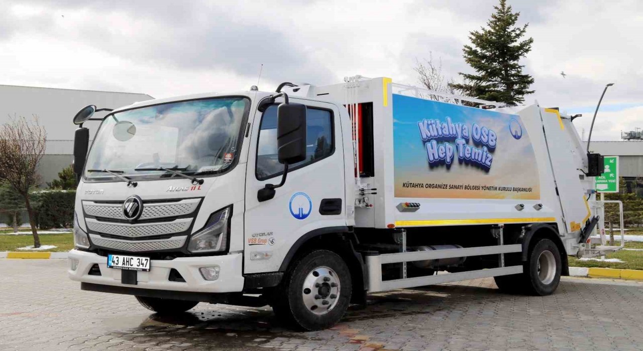 Kütahya OSBye yeni çöp kamyonu