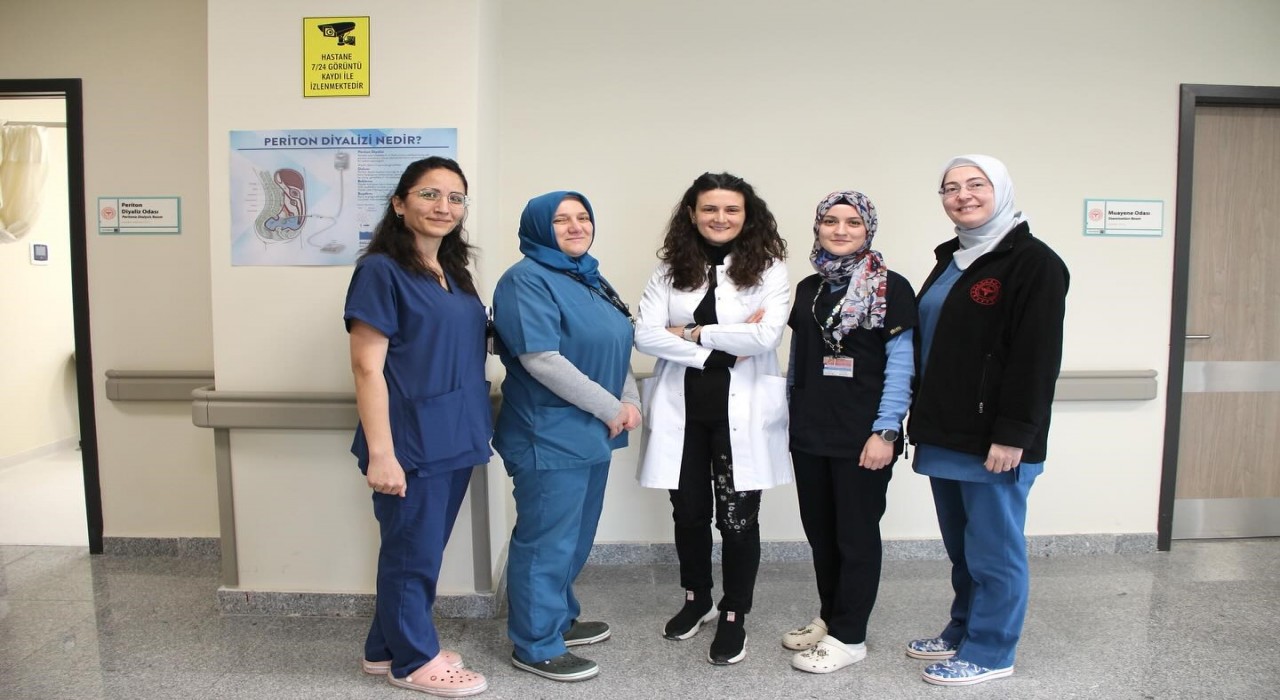 Kütahya Şehir Hastanesinde periton diyaliz tedavisi sürüyor