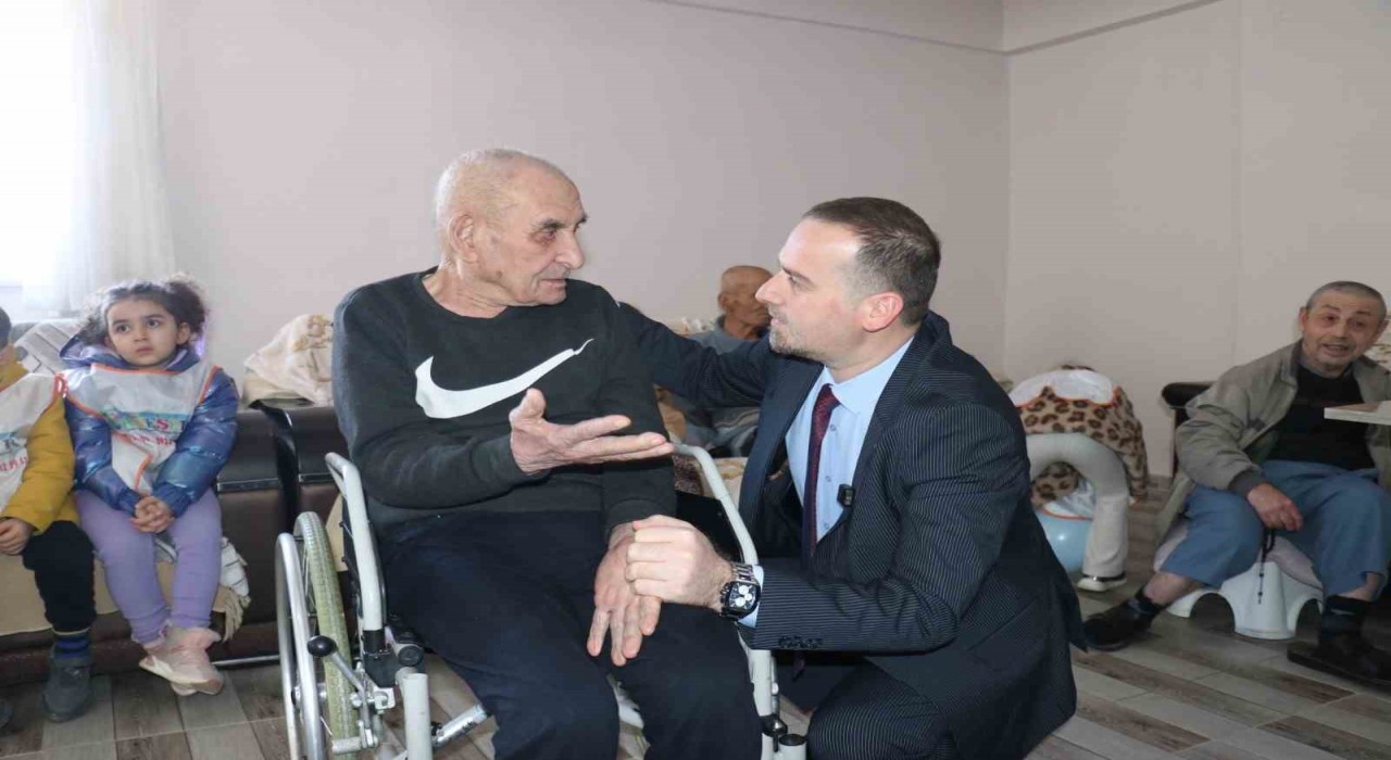MAGİNDER Yönetim Kurulu Başkanı Karademir: Yaşlılarımız, bizim için yaşayan bir çınardır