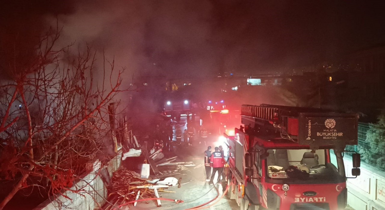 Malatyada ev yangını