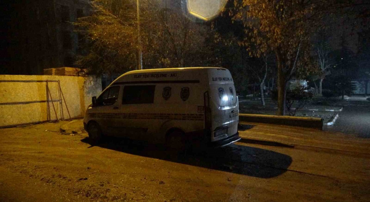 Malatyada inşaattan düşen işçi ağır yaralandı