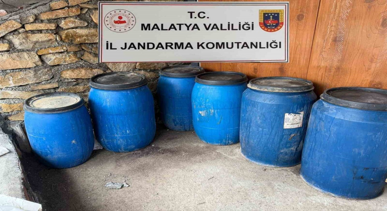 Malatyada kaçak alkol ve tütün operasyonu