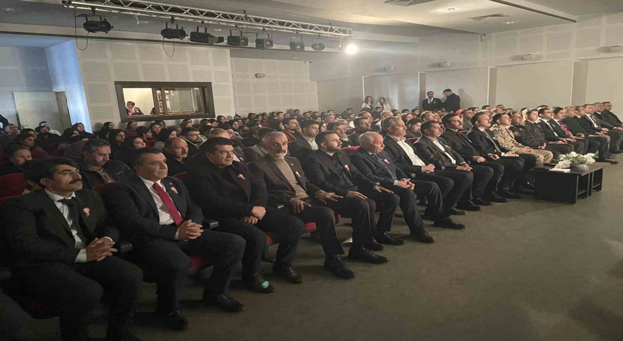 Malazgirtte İstiklal Marşının Kabulü ve Mehmet Akif Ersoyu Anma Günü