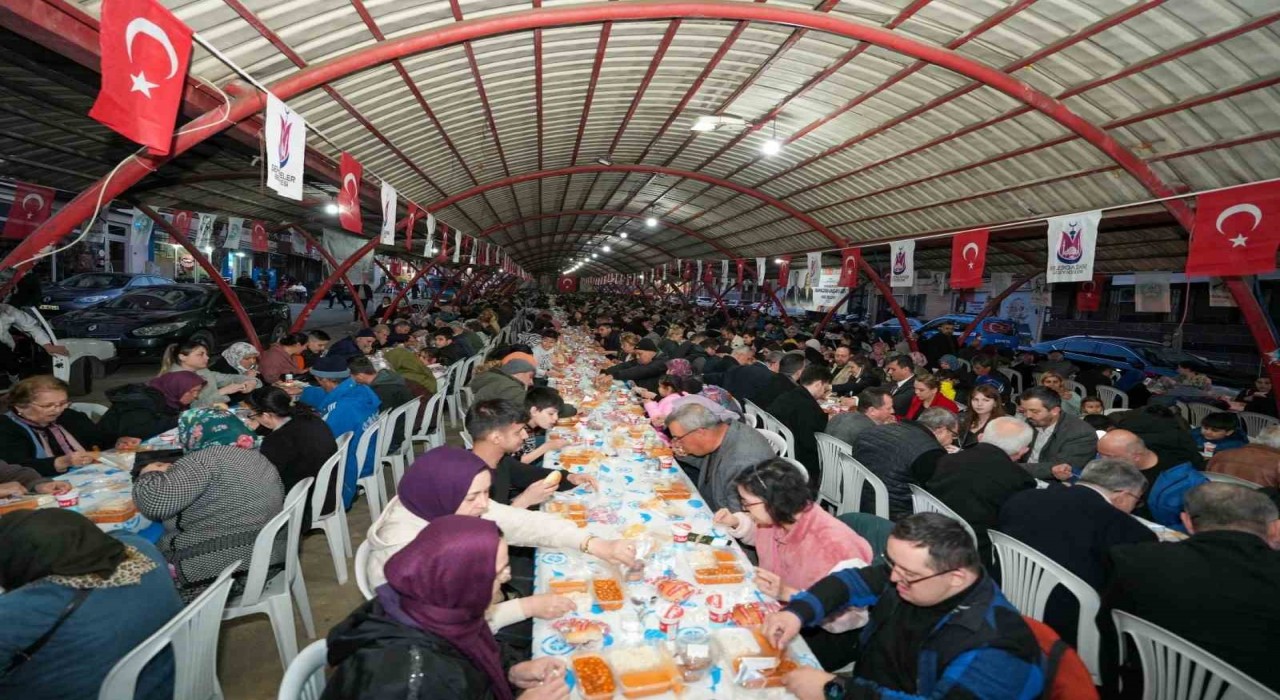 Manisa Büyükşehirin Ramazan sofraları 146 bin 800 kişiye ulaştı