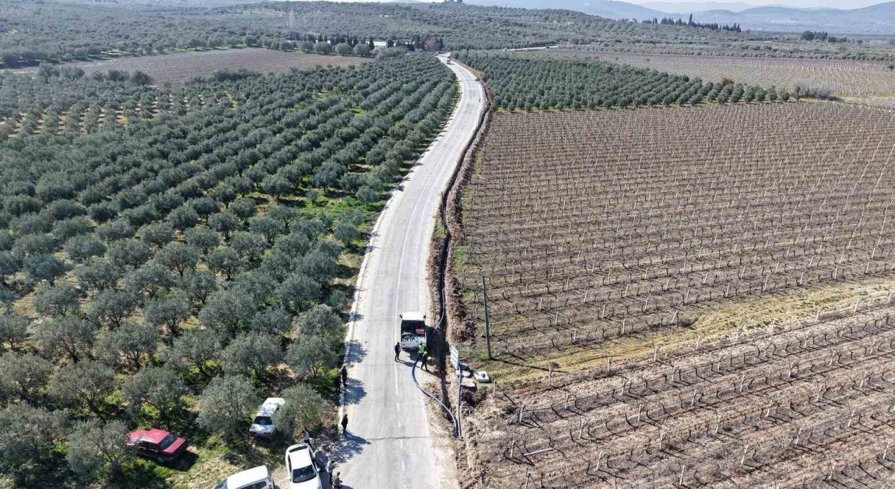 Manisada bir köyün daha su sorunu çözülüyor
