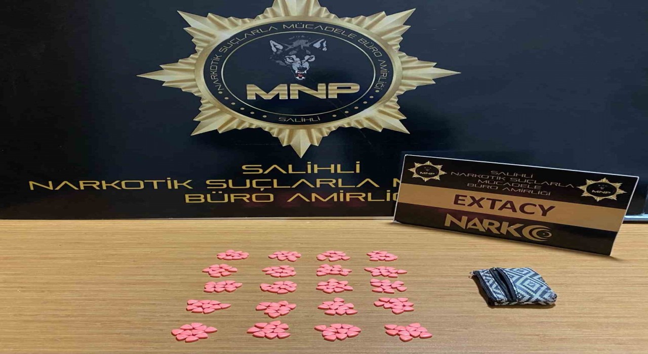 Manisada şüpheliden 200 extacy hap çıktı