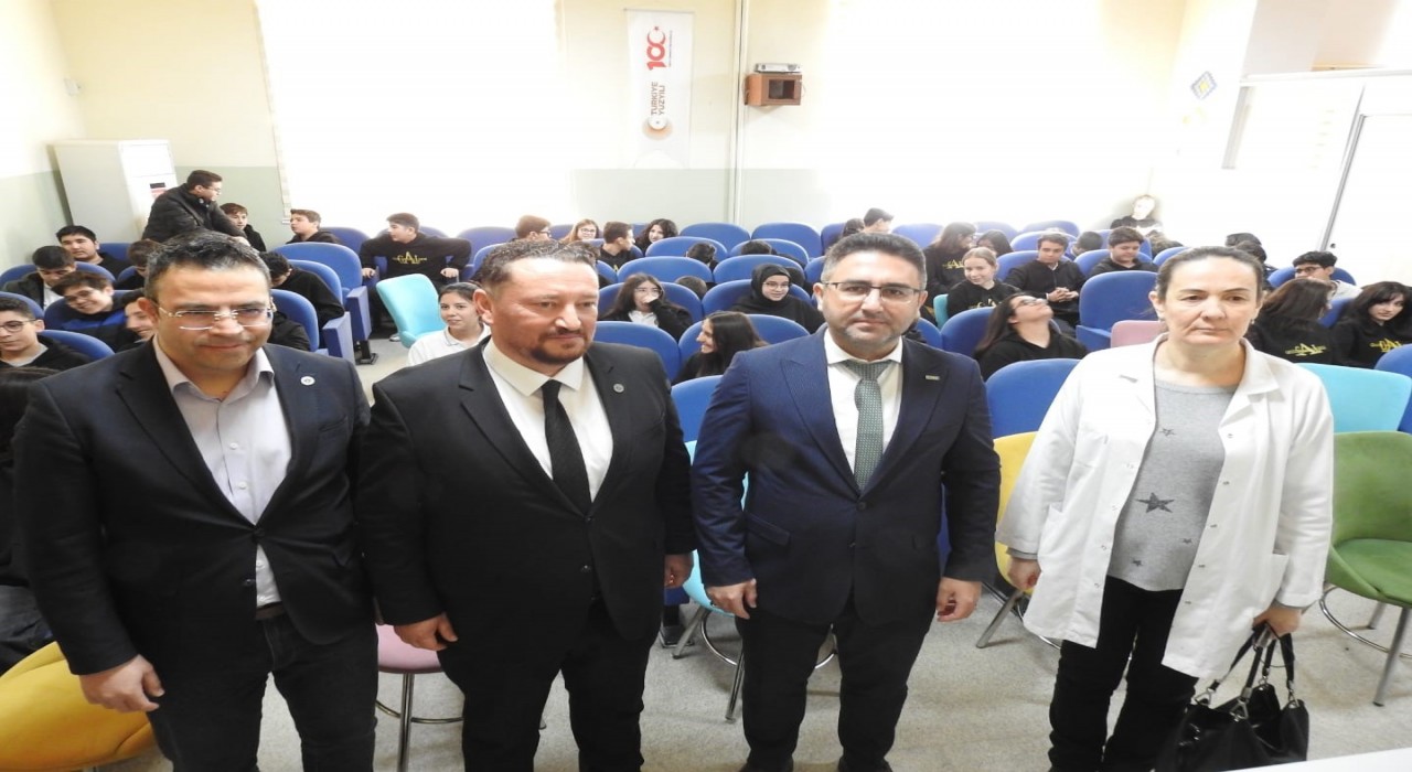 Manisadaki okullarda 3. derste Yeşilay anlatıldı