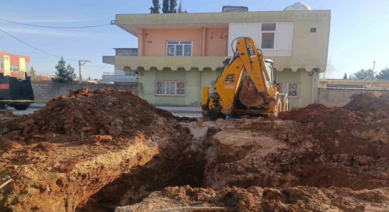 Mardinde toprak altında kalan tesisatçı hayatını kaybetti