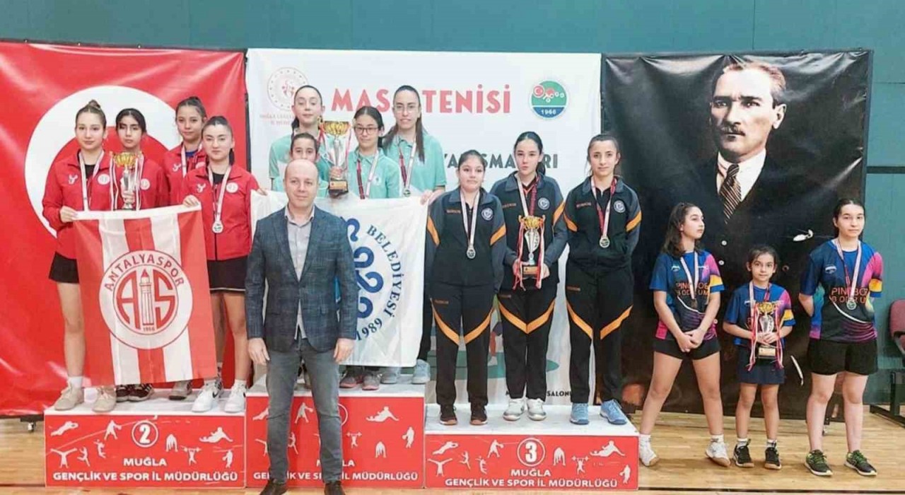 Masa Tenisi Gençler Güneybatı grup maçları Muğlada yapıldı
