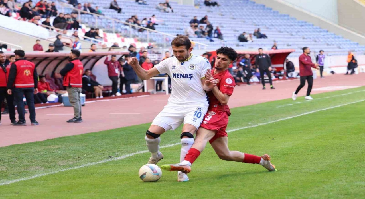 Menemen FKda Seçim Can Koç, ikinci devre çıkışa geçti