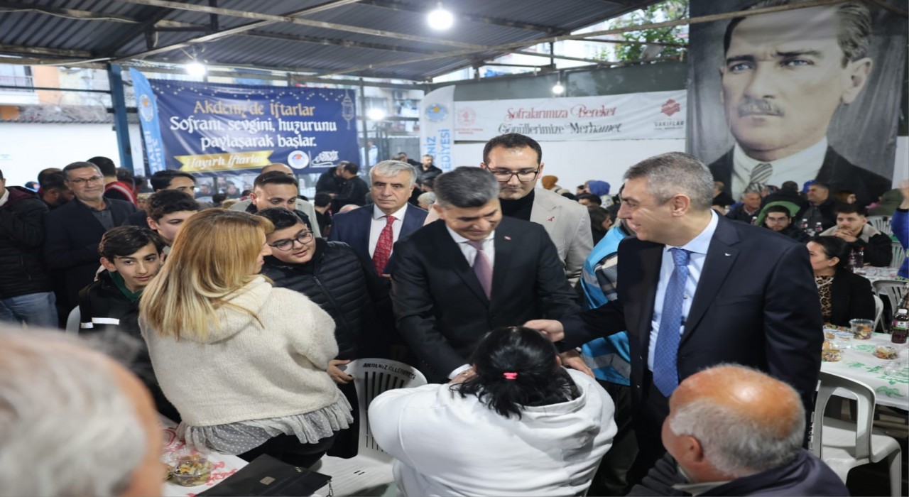 Mersinde gönül sofrası kuruldu