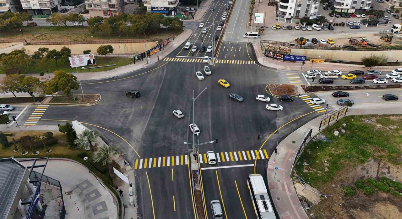 Mersinde trafik yoğunluğu Akıllı Kavşak uygulamasıyla hafifletiliyor