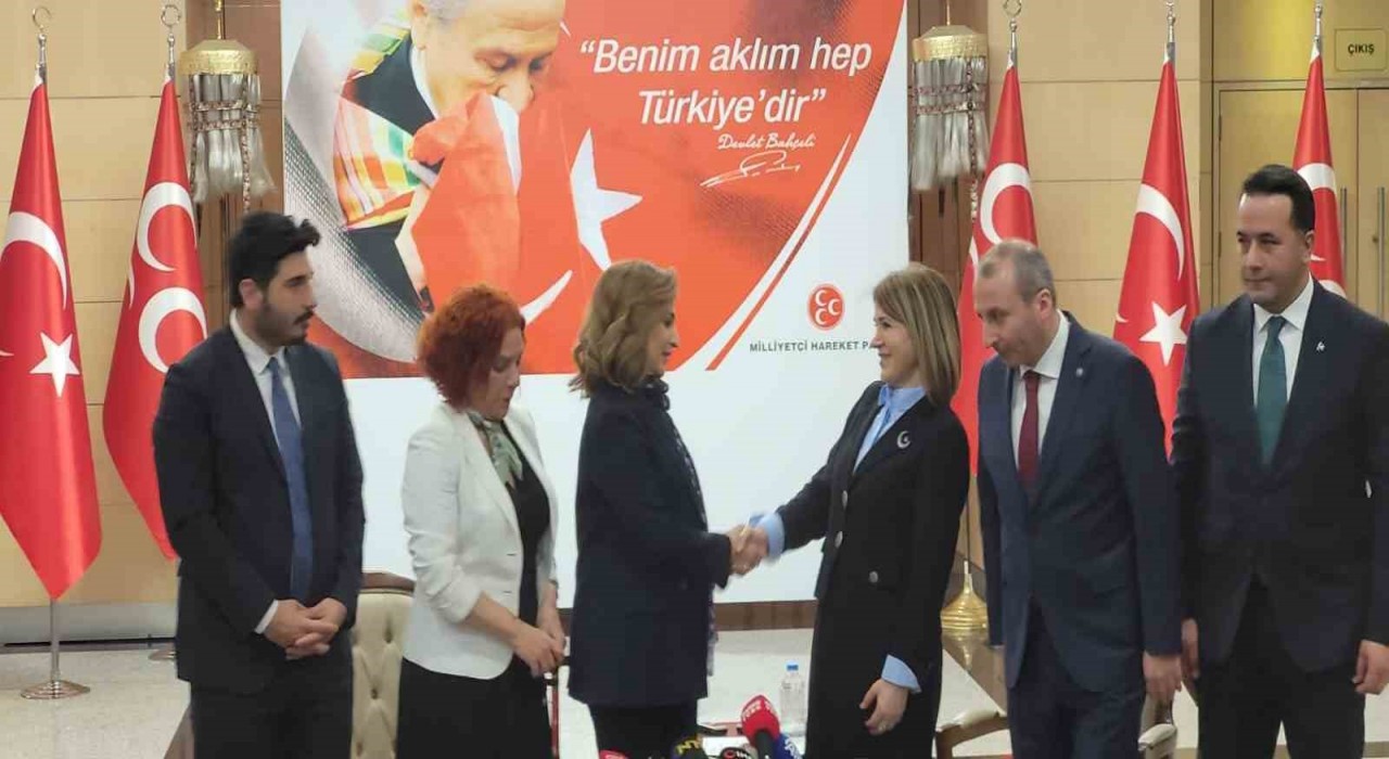MHP ile DEM Parti ilk kez bayramlaştı