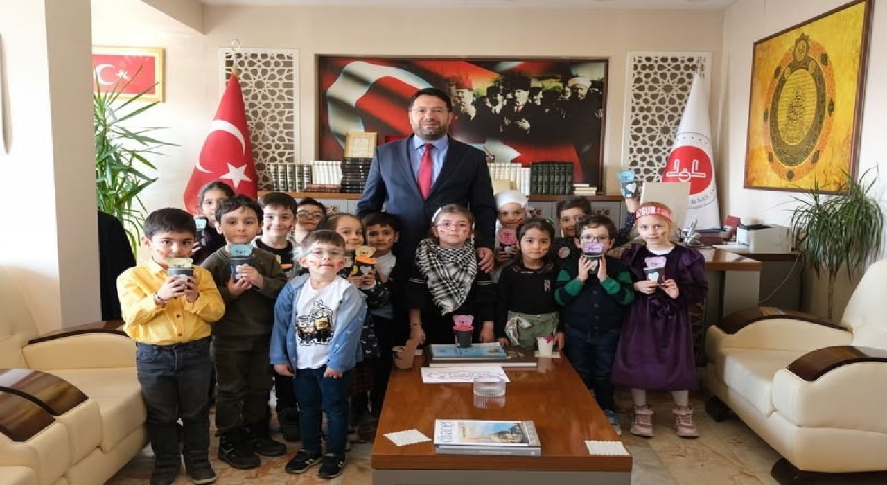 Miniklerden Filistine destek