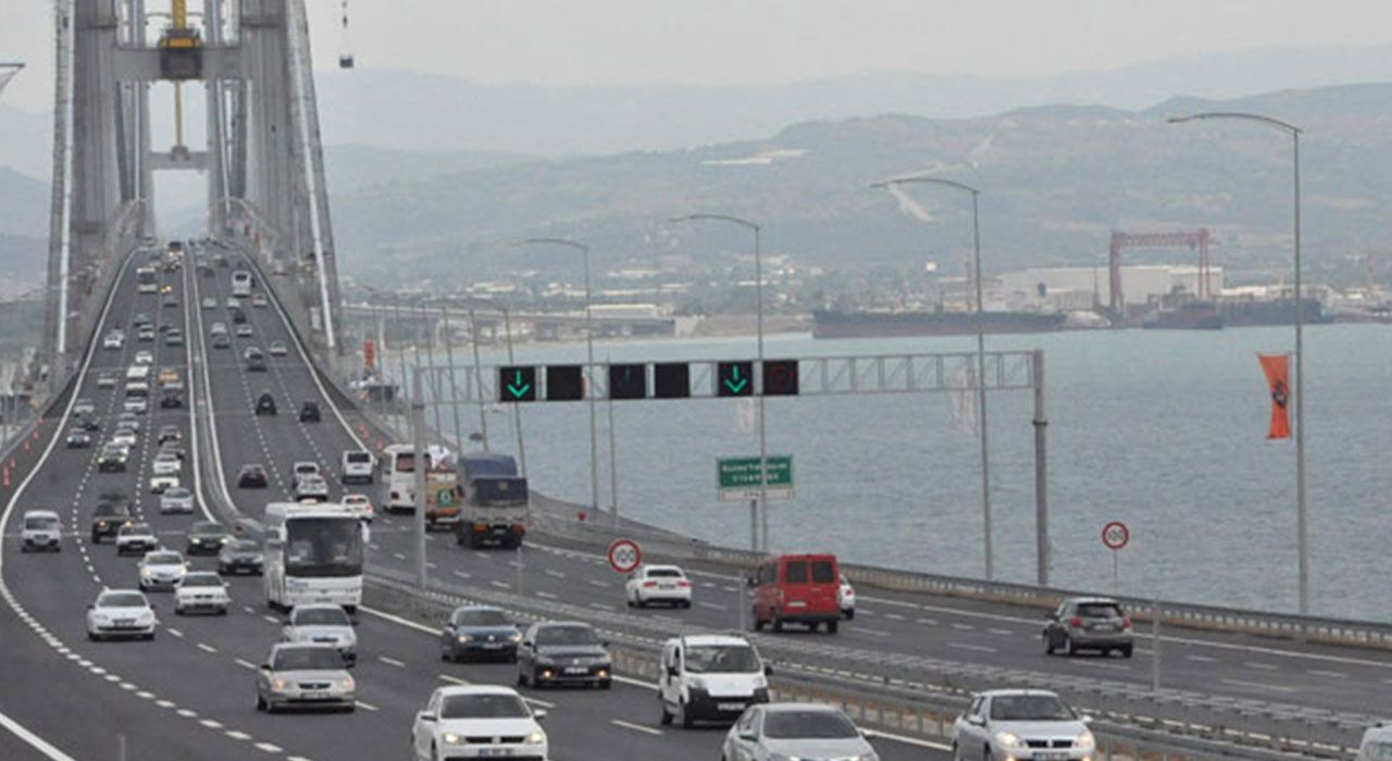 Motorlu Kara Taşıtları 348 Milyar Kilometre Yol Katetti