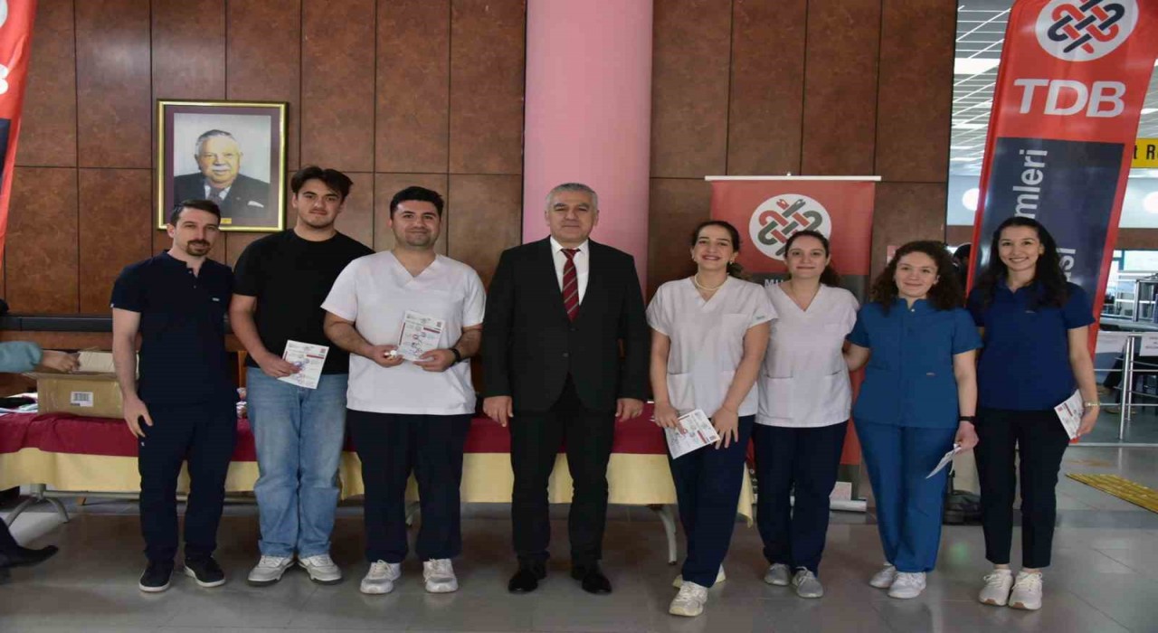 MSKÜde ‘Ağız Sağlığı Gününde diş fırçası ve macun dağıtıldı