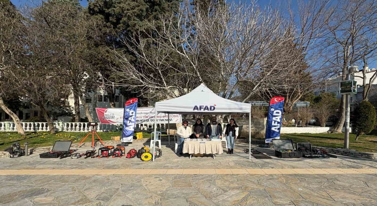Muğla AFAD Müdürlüğünden deprem haftası farkındalık standı