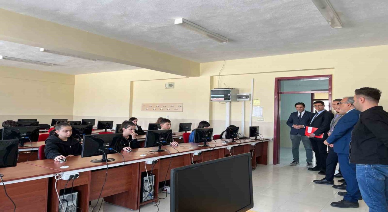 Murat Nedirliden PISA sınavı öncesi ziyaret