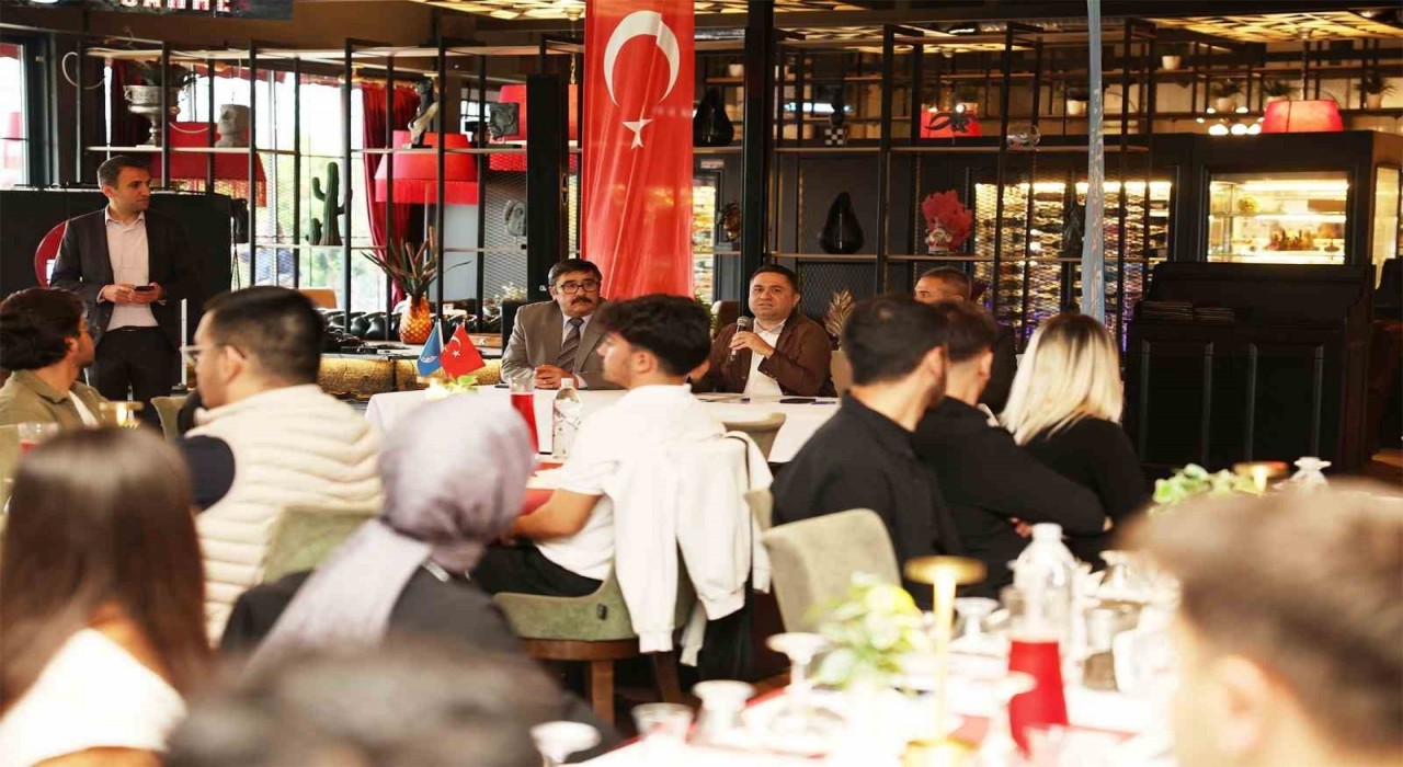 Muratpaşada birlik sofrası