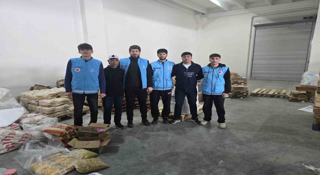 Muşta ihtiyaç sahiplerine yardım eli