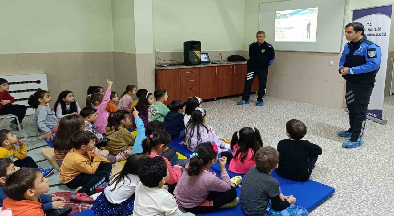 Niğdede öğrencilere temel güvenlik eğitimi verildi