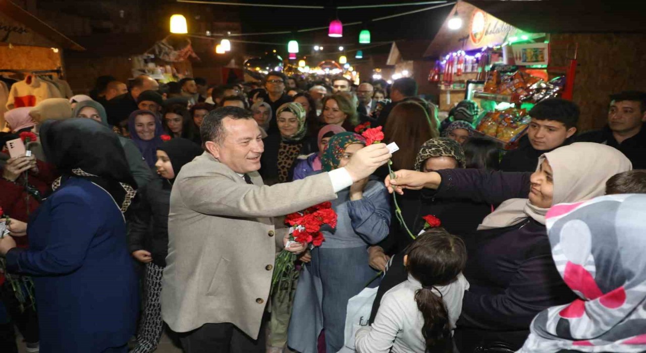 Nizip Belediyesi 8 Mart Dünya Kadınlar Gününe özel etkinlik düzenledi