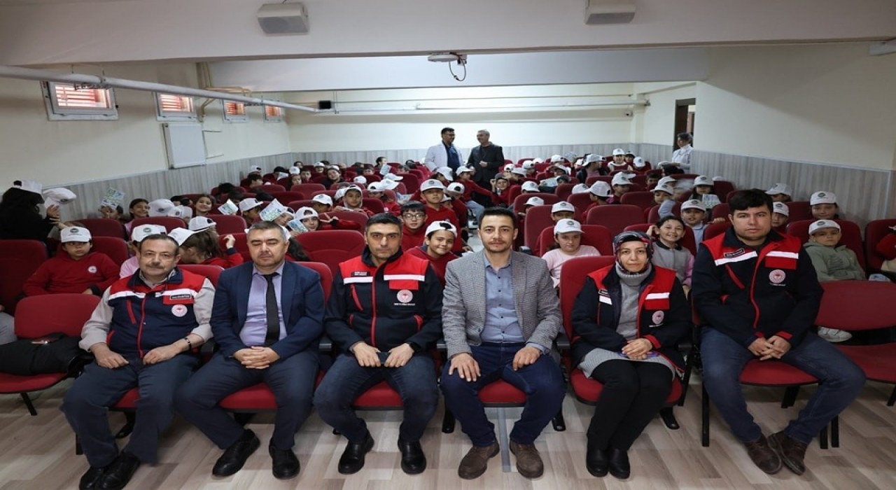 Öğrencilere organik ve iyi tarım anlatıldı