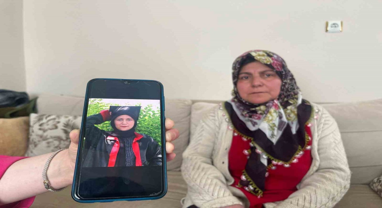 Okula gidiyorum deyip evden çıkan ve arkadaşıyla kayıplara karışan 14 yaşındaki kızdan haber alınamıyor