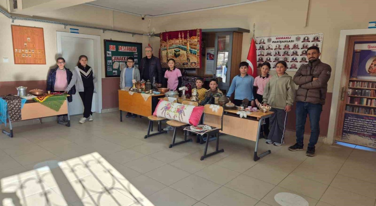 Okulda nostaljik sergi ilgi gördü