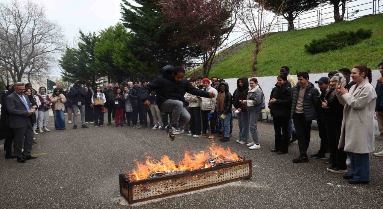 OMÜde Nevruzu Bayramını kutlaması