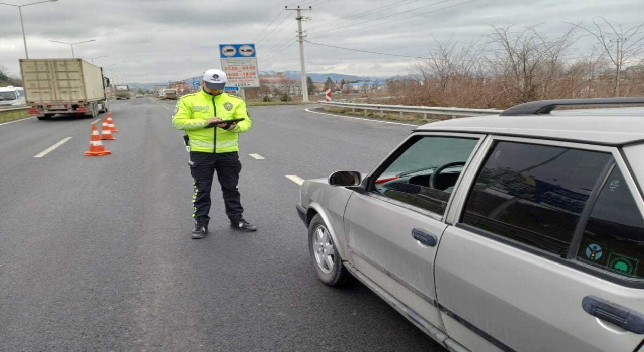 Orduda bir haftada yaklaşık 12 bin araç ve sürücüsü denetlendi