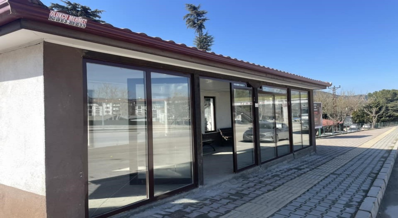 Osmanelinde kapalı durak sayısını artırıyor