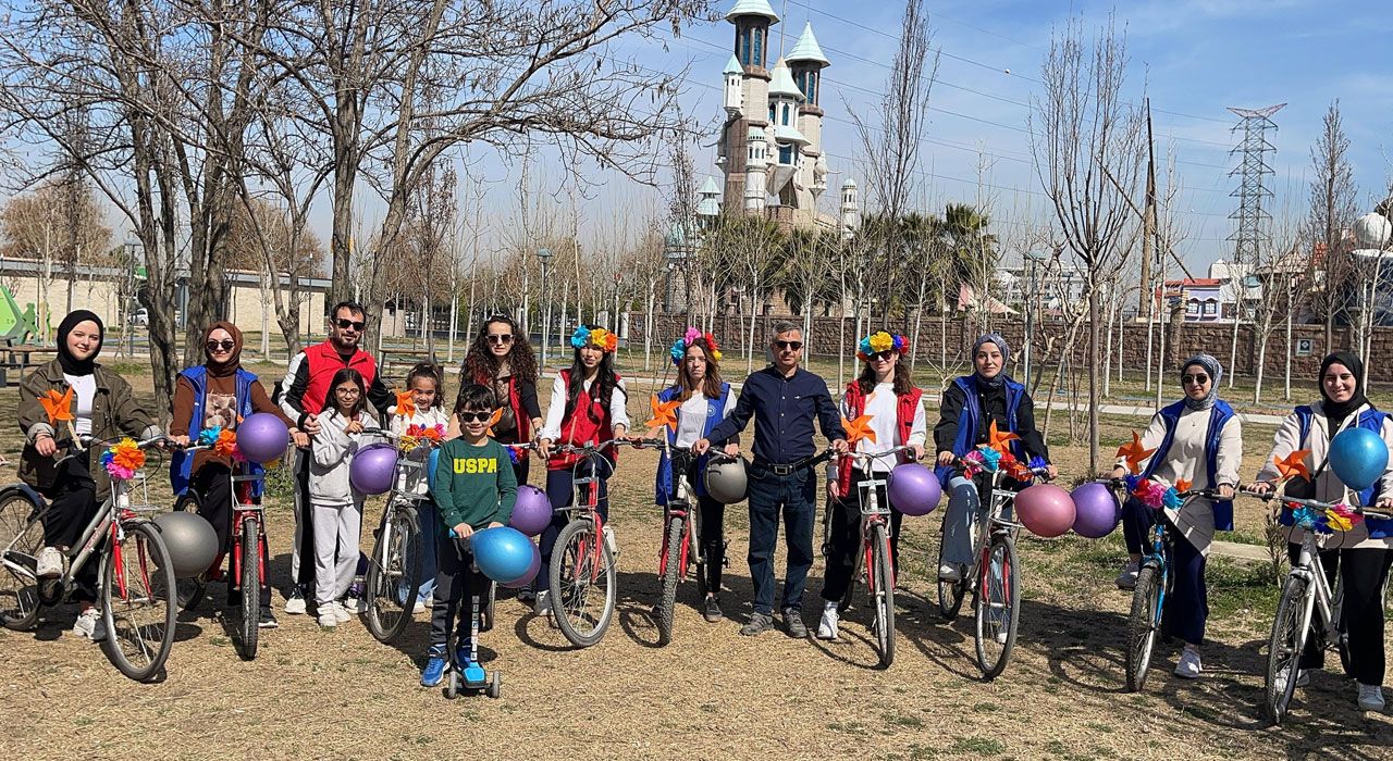 Osmaniye’de 8 Mart Dünya Kadınlar Günü Bisiklet Turu Düzenlendi