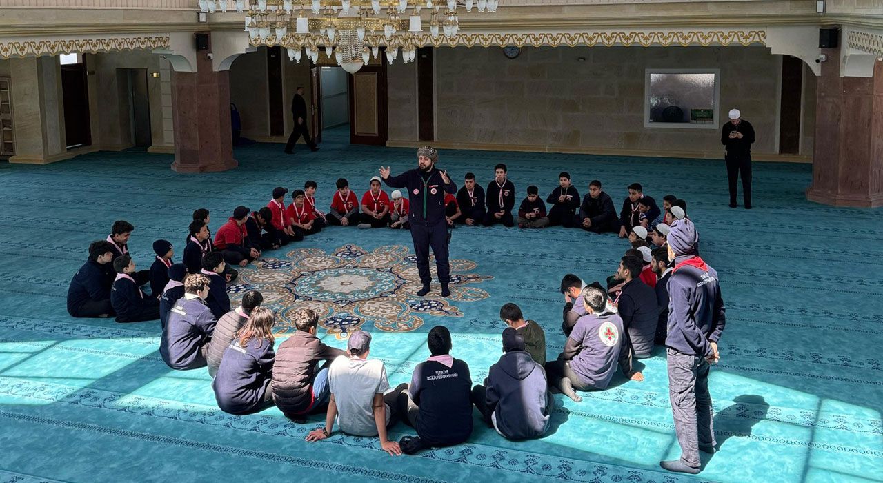 Osmaniye’de Diyanet İzcileri İçin İtikaf Kampı Düzenlendi