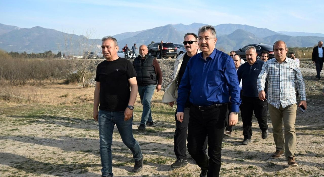 Osmaniye'de Geçici Hayvan Barınağı İçin Çalışmalar Başladı