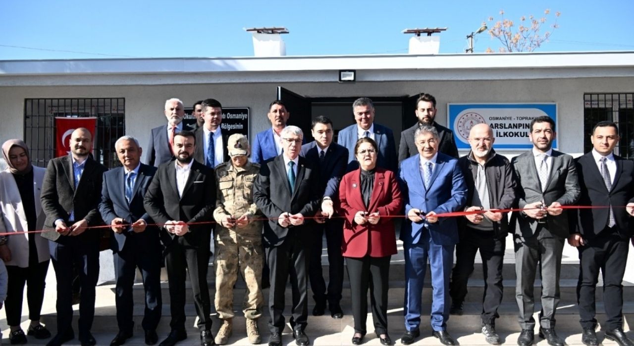 Osmaniye'de Tadilatı Yapılan Arslanpınarı Köyü İlkokulu Açıldı