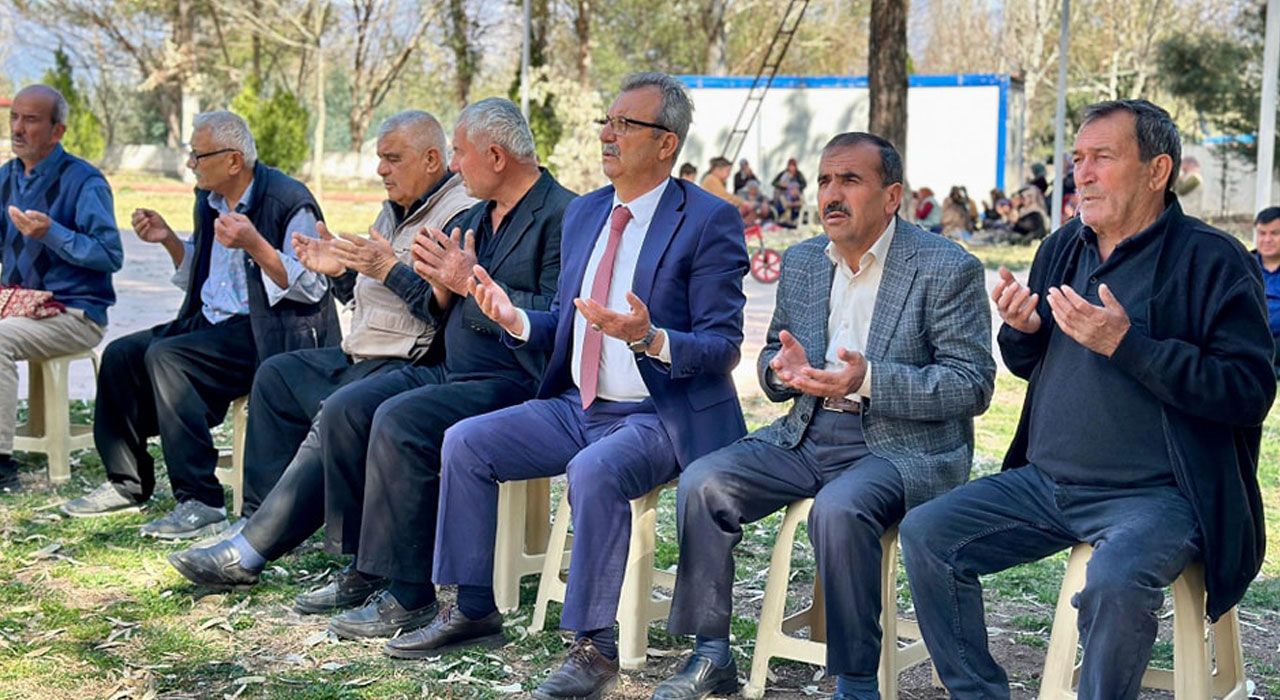 Osmaniye’de Yağmur Duası: Halk Bereketli Yağışlar İçin Dua Etti
