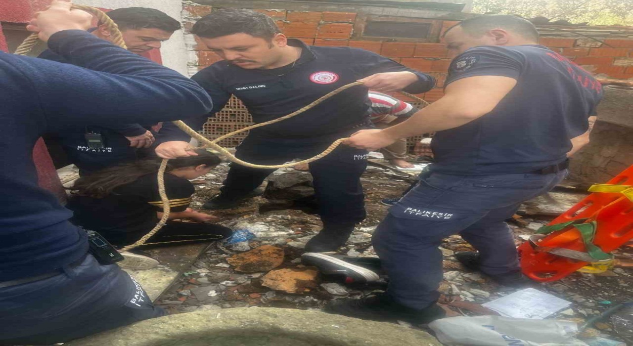 Oyun oynarken kuyuya düşen çocuk kurtarıldı