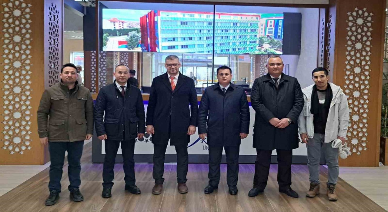 Özbekistan ile Akademik Köprünün ilk durağı KBÜ oldu