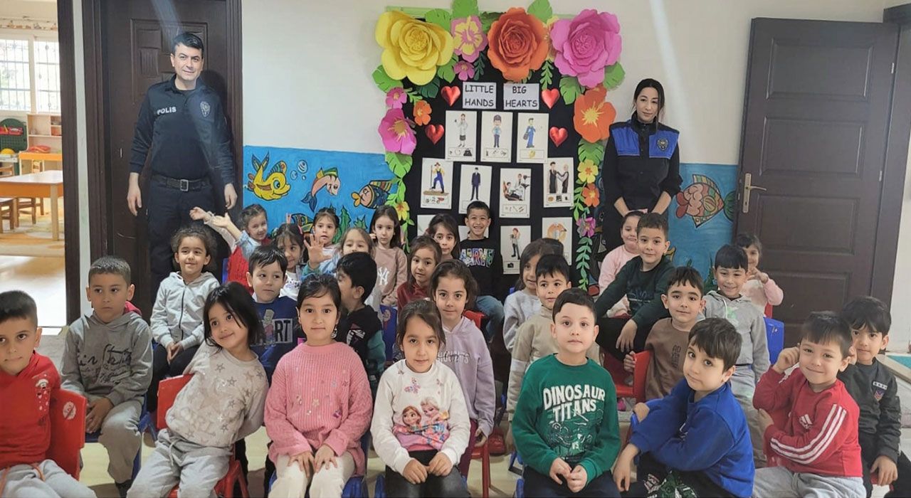 Polis Ekiplerinden Güvenlik ve Bilinçlendirme Seminerleri