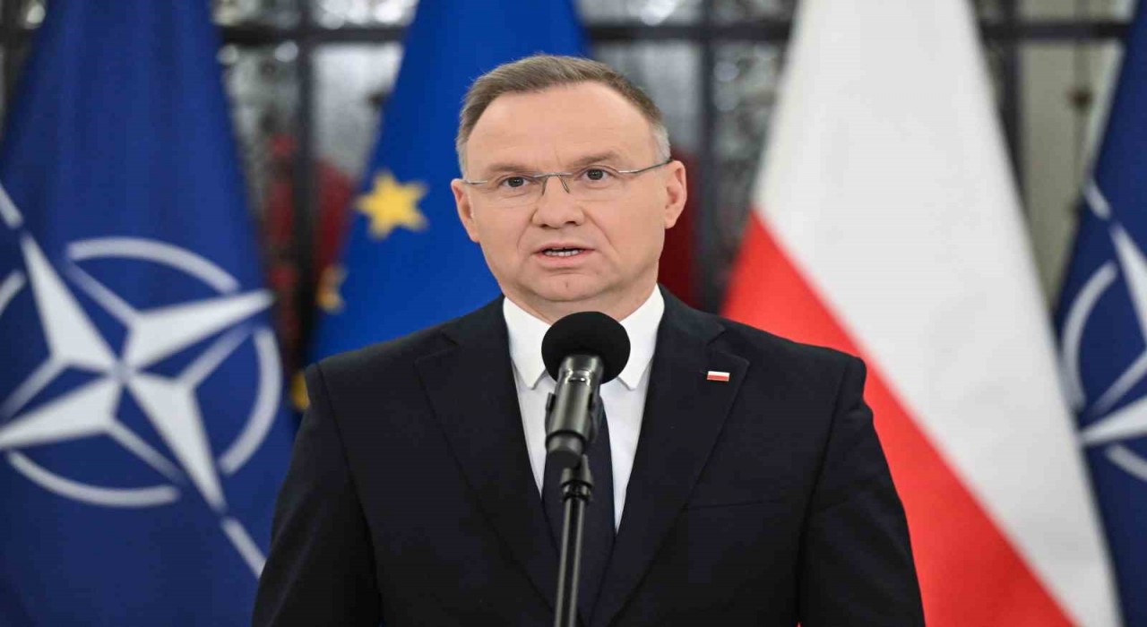 Polonya Cumhurbaşkanı Duda: ABD nükleer silahlarını topraklarımıza yerleştirsin
