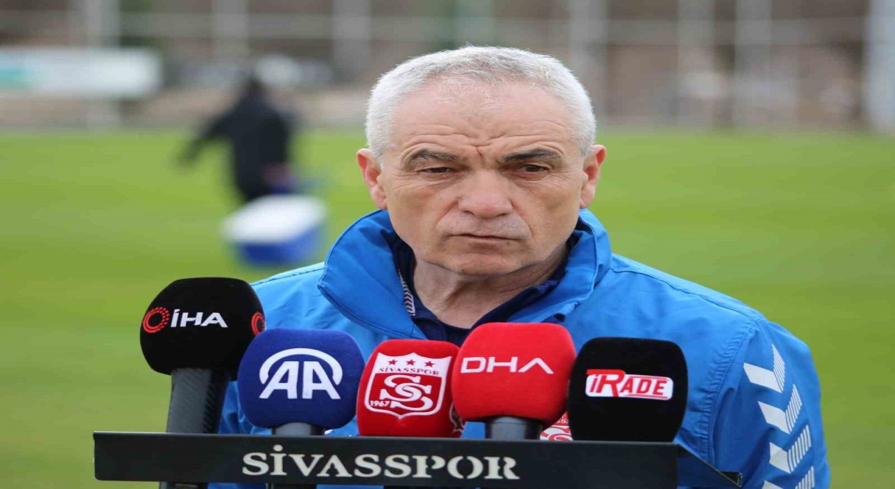 Rıza Çalımbay: Düşmeyi aklımızın ucundan geçirmiyoruz