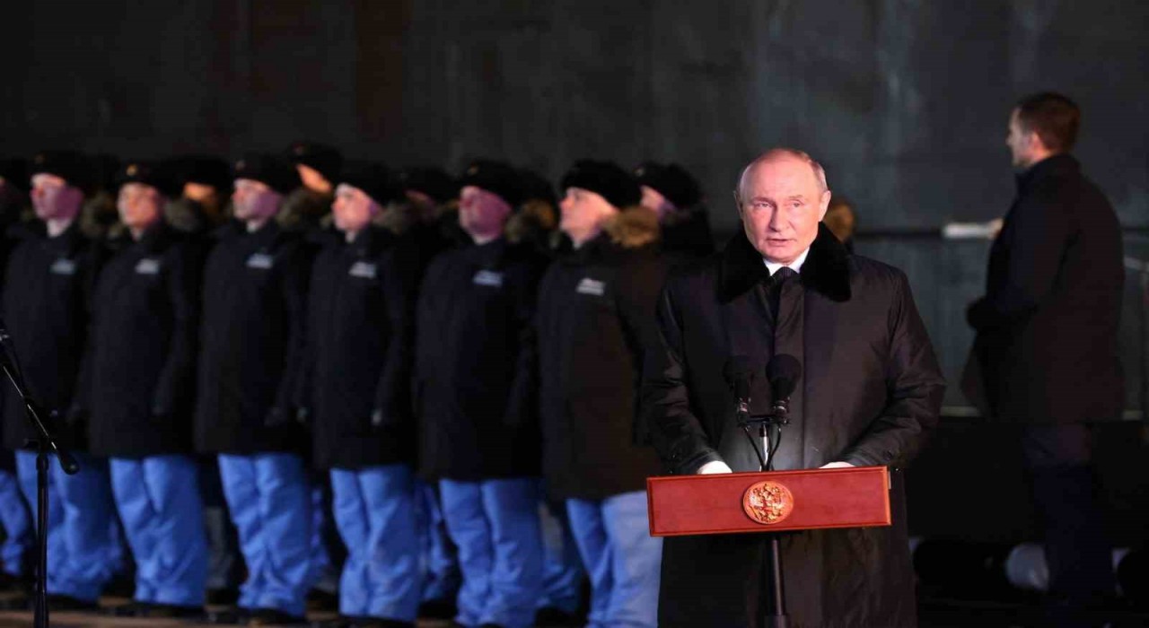 Rusyada Perm nükleer denizaltısı Putinin talimatıyla suya indirildi